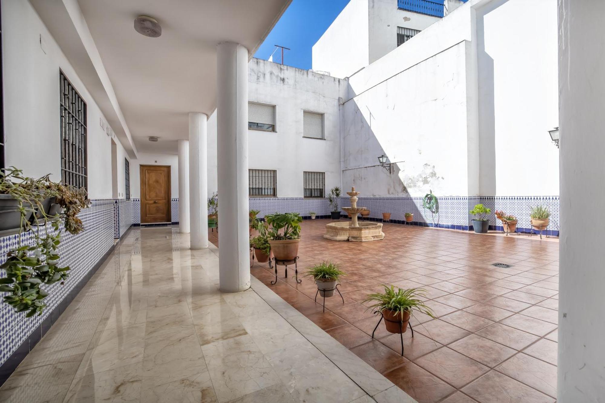 Las Azucenas De Conchaa- Parking Privado Gratuito Kordoba Bagian luar foto